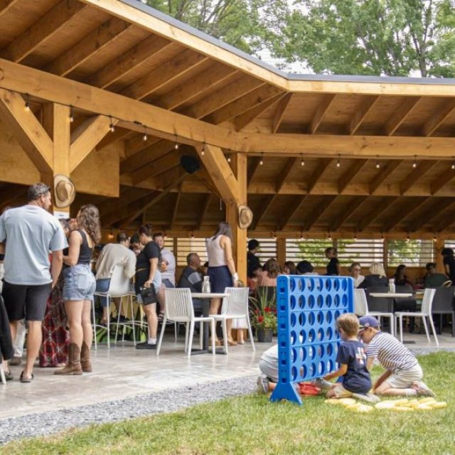 Saindoux Restaurant BBQ - <strong>Error:</strong> Undefined index: cat_name<br><strong>Line:</strong> 286<br><strong>File:</strong> tpl-listing.php<br> - 